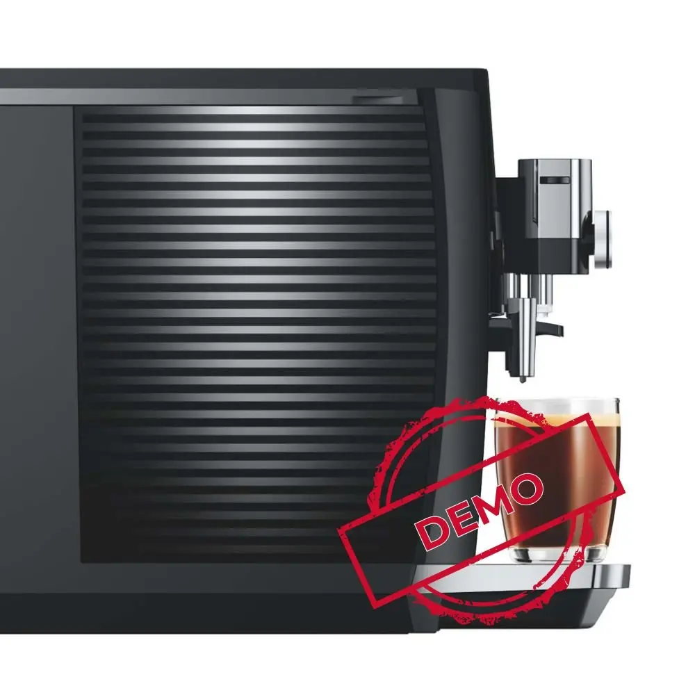 JURA S8 [EB] Piano Black [DEMO] - Image 3